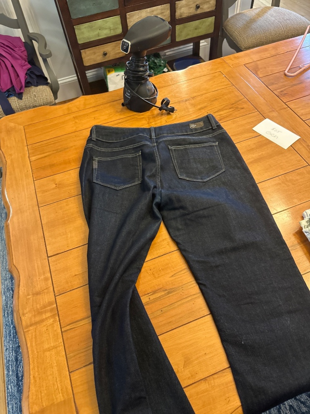 Jeans - Picture 2 of 3